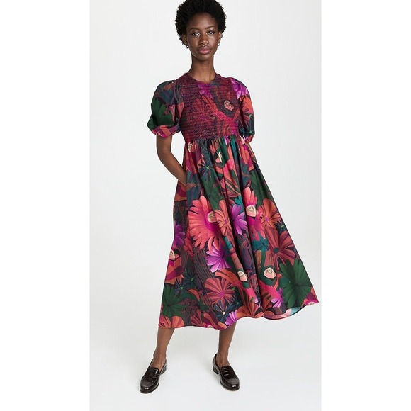 FARM Rio Dresses & Skirts - Farm Rio Dark Flowers Smocked Midi Dress Puff Sleeve Floral XS